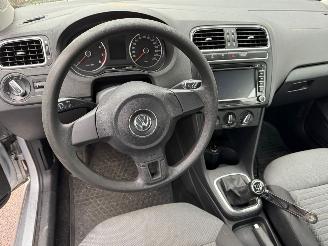 Volkswagen Polo 1.4-16V Comfortline BJ 2009 200.000 KM picture 12