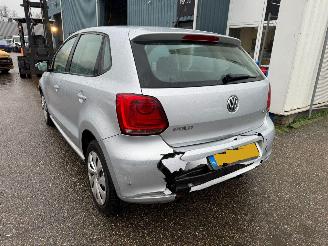 Volkswagen Polo 1.4-16V Comfortline BJ 2009 200.000 KM picture 3