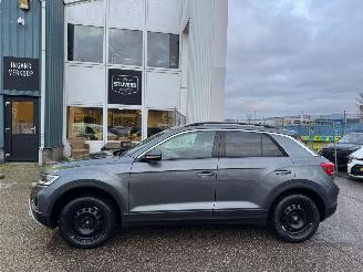Volkswagen T-Roc 1.5 TSI Life Business AUTOMAAT BJ 2023 35.098 KM picture 2