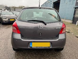 Toyota Yaris 1.3 VVTi Sol MMT AUTOMAAT BJ 2008 140.772 KM picture 4