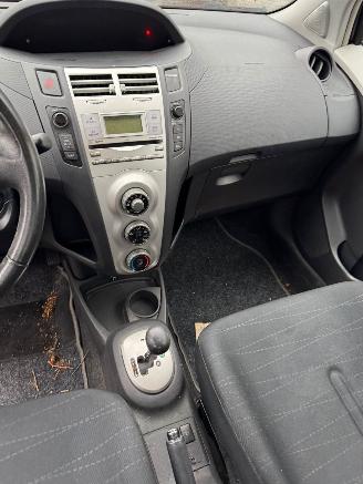 Toyota Yaris 1.3 VVTi Sol MMT AUTOMAAT BJ 2008 140.772 KM picture 9