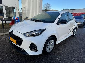uszkodzony samochody osobowe Mazda 2 Hybrid 1.5 Prime-line AUTOMAAT BJ 2024 14.657 KM 2024/11
