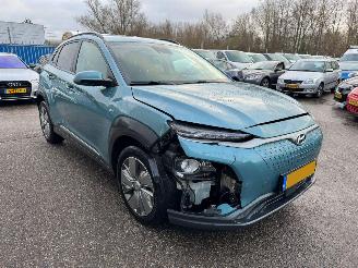 Hyundai Kona EV Limited 64 kWh AUTOMAAT BJ 2020 73.290 KM picture 6