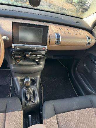 Citroën C4 cactus 1.2 PureTech Shine BJ 2015 160.986 KM picture 8