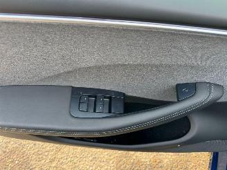 Tesla Model 3 RWD 60 kWh AUTOMAAT BJ 2024 27.169 KM picture 14