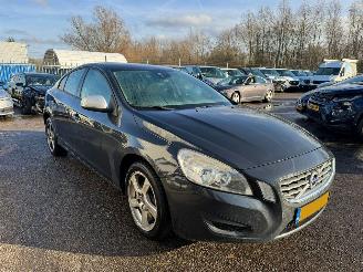 Volvo S-60 2.0T Intro Edition BJ 2011 223.153 KM picture 6