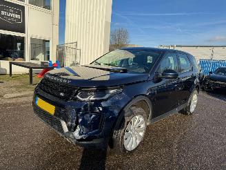 uszkodzony samochody osobowe Land Rover Discovery Sport P300e AUTOMAAT 1.5 R-Dynamic SE BJ 2020 125.879 KM 2020/11