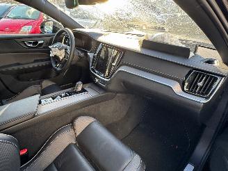 Volvo V-60 2.0 AUTOMAAT B5 R-Design 89.649 KM picture 18