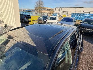 Volvo V-60 2.0 AUTOMAAT B5 R-Design 89.649 KM picture 7