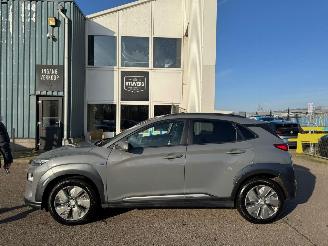 Hyundai Kona EV Premium Sky 64 kWh picture 2