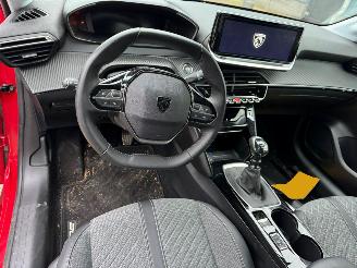 Peugeot 208 1.2 PureTech 100 Allure picture 13