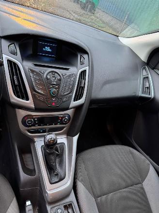 Ford Focus 1.6 TI-VCT Lease Titanium BJ 2013 141.164 KM picture 8