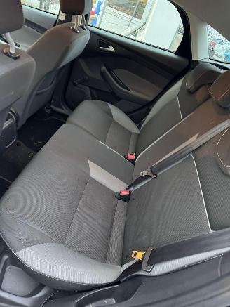 Ford Focus 1.6 TI-VCT Lease Titanium BJ 2013 141.164 KM picture 12