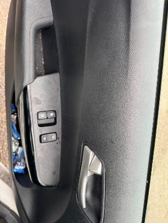 Kia Picanto 1.0 DPi ComfortLine BJ 2024 30346 KM picture 12