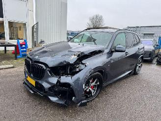 Voiture accidenté BMW X5 xDrive45e AUTOMAAT High Executive BJ 2021 177.000 KM 2021/8