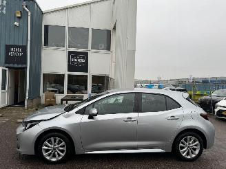 Toyota Corolla Hybrid  AUTOMAAT 140 Active BJ 2024 22.235 KM picture 2