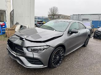 Damaged car Mercedes Cla-klasse 250 e AUTOMAAT Business Solution AMG Limited BJ 2021 49.962 KM 2021/8