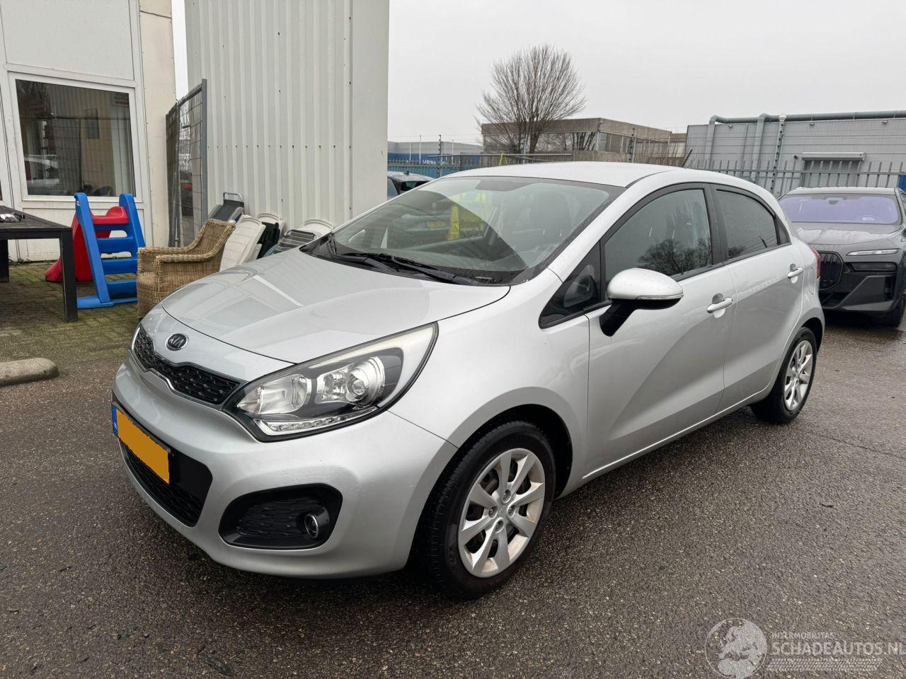 Kia Rio 1.2 CVVT Plus Pack BJ 2012 201.167 KM