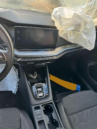 Skoda Octavia Combi 1.5 e-TSI Business Edition AUTOMAAT picture 12