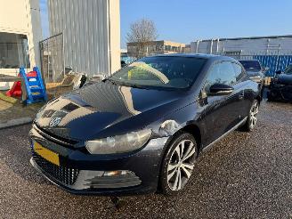 damaged passenger cars Volkswagen Scirocco 1.4 TSI Edition 2011/4