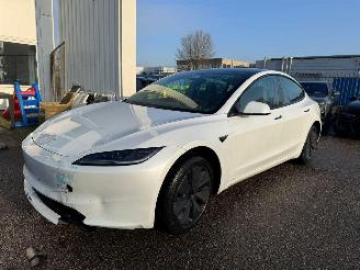 damaged passenger cars Tesla Model 3 RWD 60 kWh 2025/3
