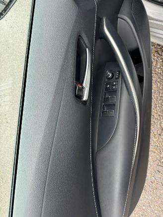 Toyota Corolla Touring Sports 2.0 Hybrid Business Intro picture 13