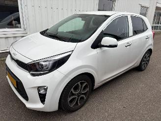 damaged passenger cars Kia Picanto 1.0 DPi DynamicPlusLine 2023/2