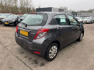 Toyota Yaris 1.0 VVT-i Aspiration picture 5