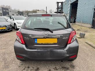 Toyota Yaris 1.0 VVT-i Aspiration picture 4