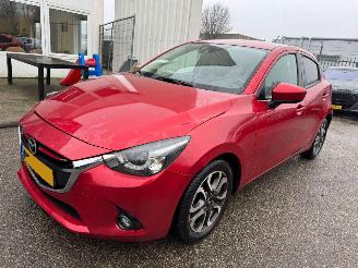 uszkodzony samochody osobowe Mazda 2 1.5 Skyactiv-G GT-M 2015/10