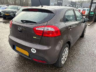 Kia Rio 1.2 CVVT Comfort Pack picture 2