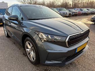 krockskadad bil auto Skoda Enyaq iV 80 AUTOMAAT 2021/5