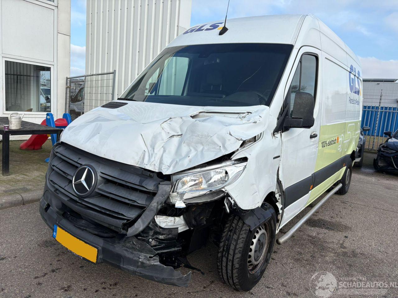 Mercedes eSprinter L2H2 55 kWh