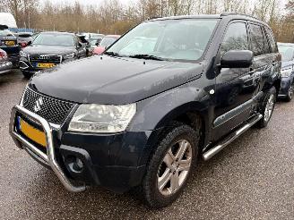 krockskadad bil auto Suzuki Grand-vitara 2.0-16V High Executive 2006/10