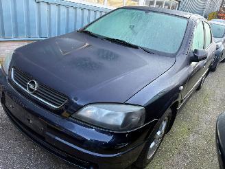 Schadeauto Opel Astra 1.6 Njoy 2003/9