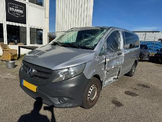 dañado vehículos comerciales Mercedes Vito Tourer 109 CDI Base Lang 9 P 2015/1