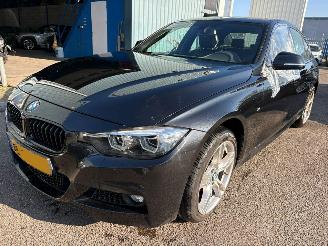 Damaged car BMW 3-serie 318i AUTOMAAT M Sport Edition 2018/11