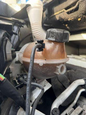 Peugeot Expert 231S 2.0 BlueHDI 120 Premium Pack picture 8