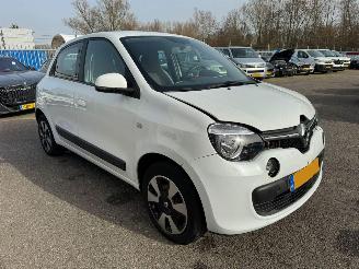 Renault Twingo 1.0 SCe Collection picture 6