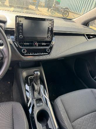 Toyota Corolla Touring Sports 1.8 AUTOMAAT  Hybrid Business picture 12