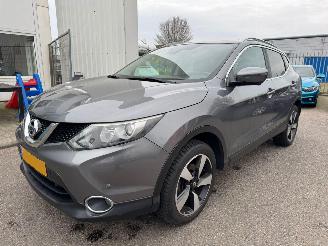 Vaurioauto  passenger cars Nissan Qashqai Nissan Qashqai 1.2 Tekna 2015/2