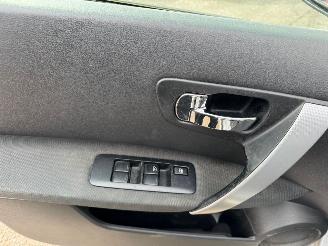 Nissan Qashqai 2.0  AUTOMAAT Tekna Pack picture 18