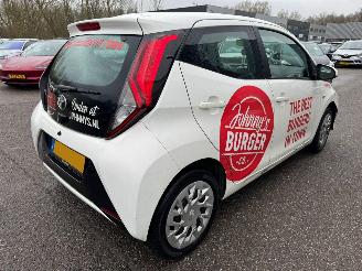 Toyota Aygo 1.0 VVT-i x-play picture 5