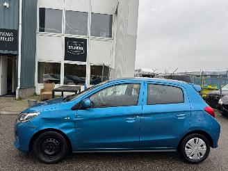 Mitsubishi Space-star 1.2 Connect+ picture 2