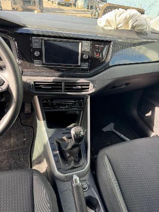 Volkswagen Polo 1.0 TSI Life picture 13