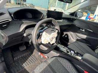 Peugeot 208 1.2 AUTOMAAT Hybrid 110 e-DCS6 Allure picture 11