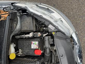 Peugeot 208 1.2 PureTech Blue Lease picture 6