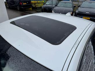 BMW 3-serie 320i  AUTOMAAT Luxury Edition picture 7