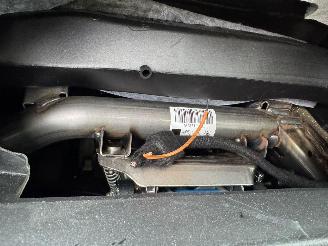 BMW 3-serie 320i  AUTOMAAT Luxury Edition picture 9