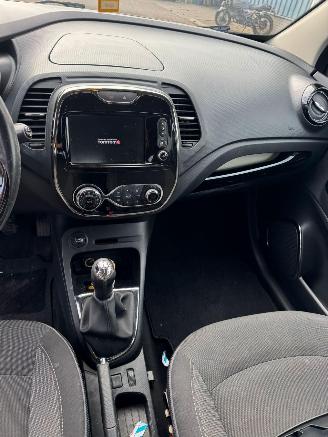Renault Captur 0.9 TCe Dynamique picture 14